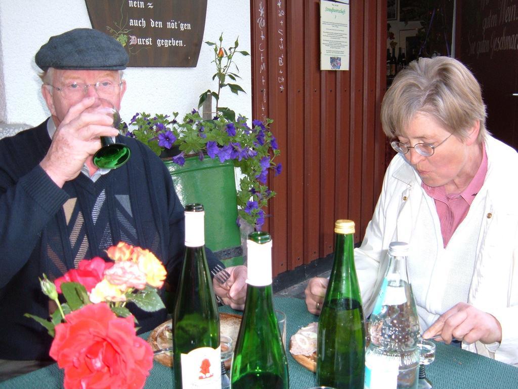 Vila Kleines Winzerhauschen Bremm Pokoj fotografie