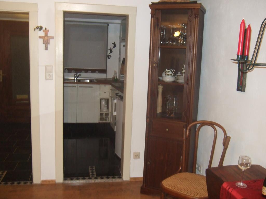Vila Kleines Winzerhauschen Bremm Pokoj fotografie