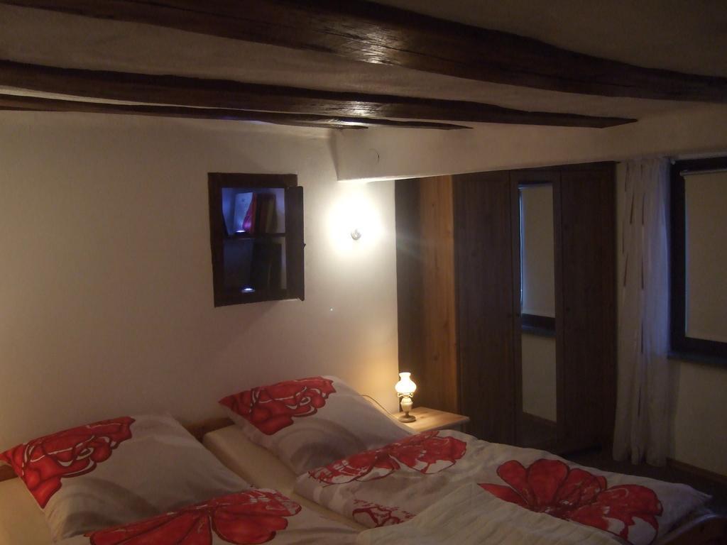 Vila Kleines Winzerhauschen Bremm Pokoj fotografie